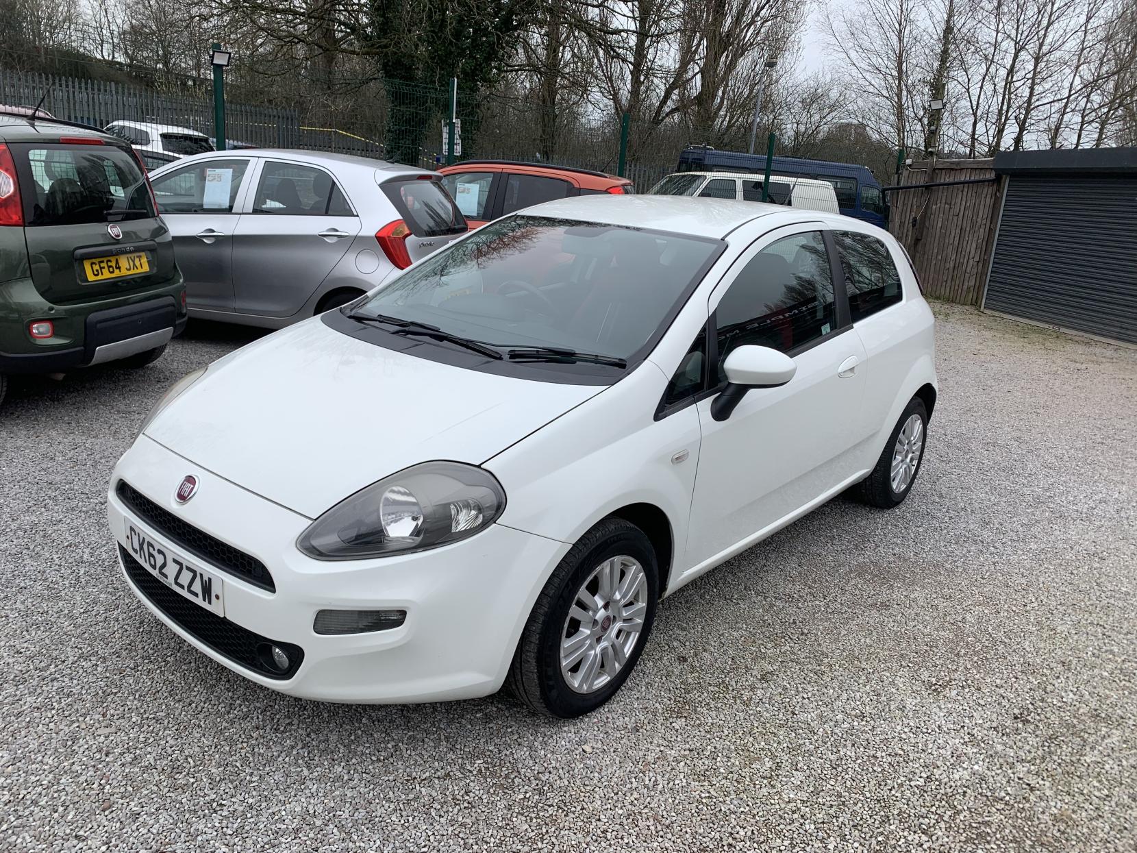 Fiat Punto 1.2 Easy Hatchback 3dr Petrol Manual Euro 5 (69 bhp)
