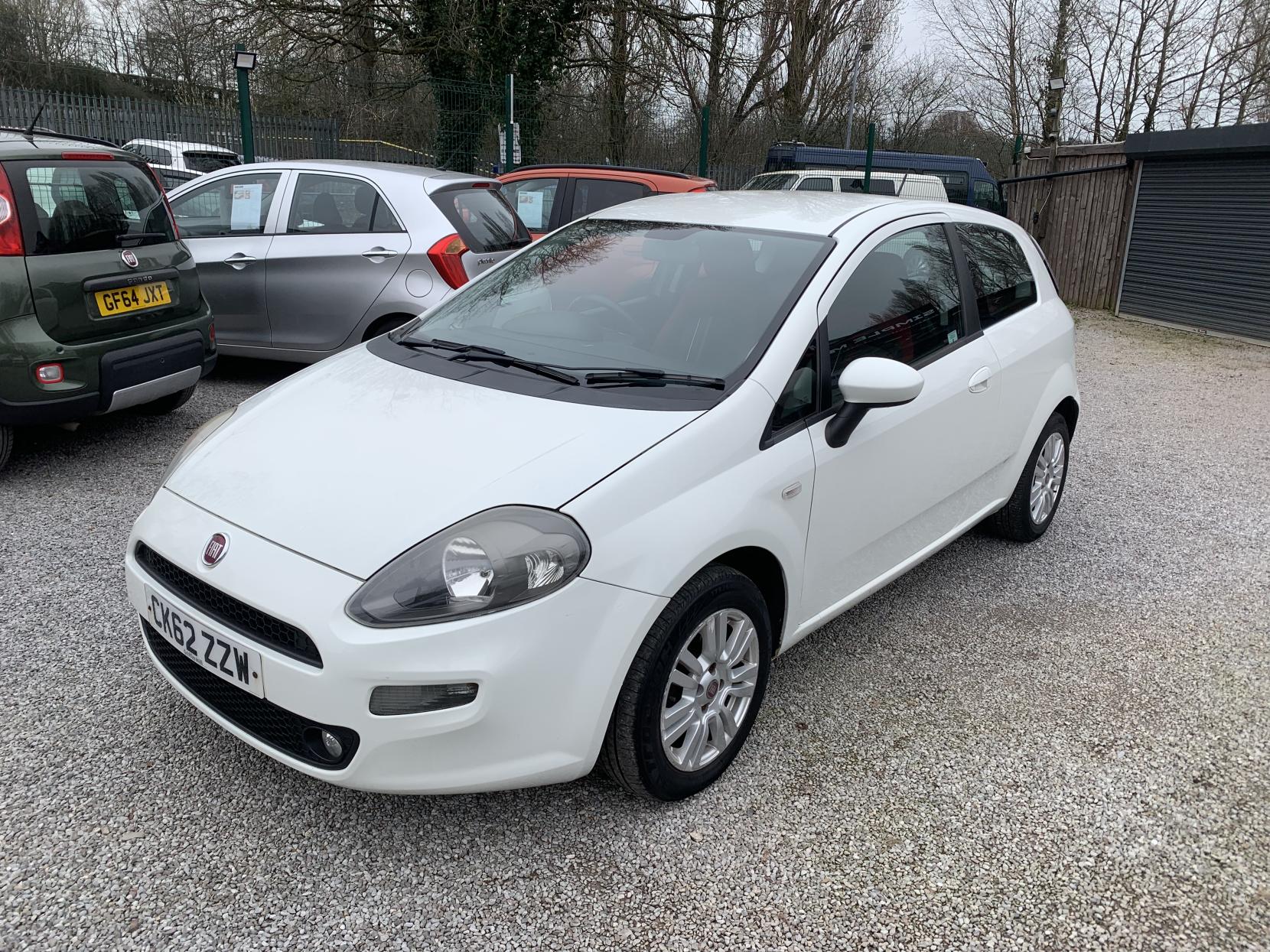 Fiat Punto 1.2 Easy Hatchback 3dr Petrol Manual Euro 5 (69 bhp)