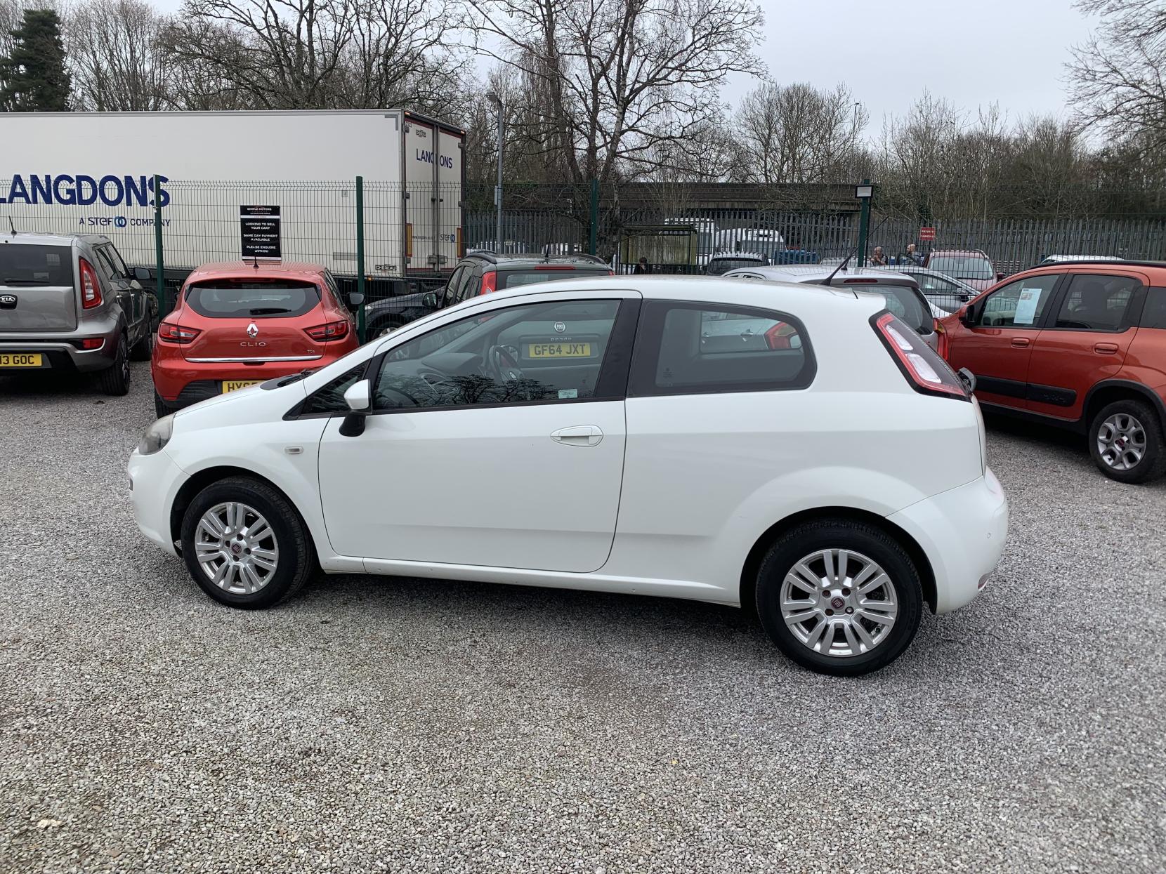 Fiat Punto 1.2 Easy Hatchback 3dr Petrol Manual Euro 5 (69 bhp)