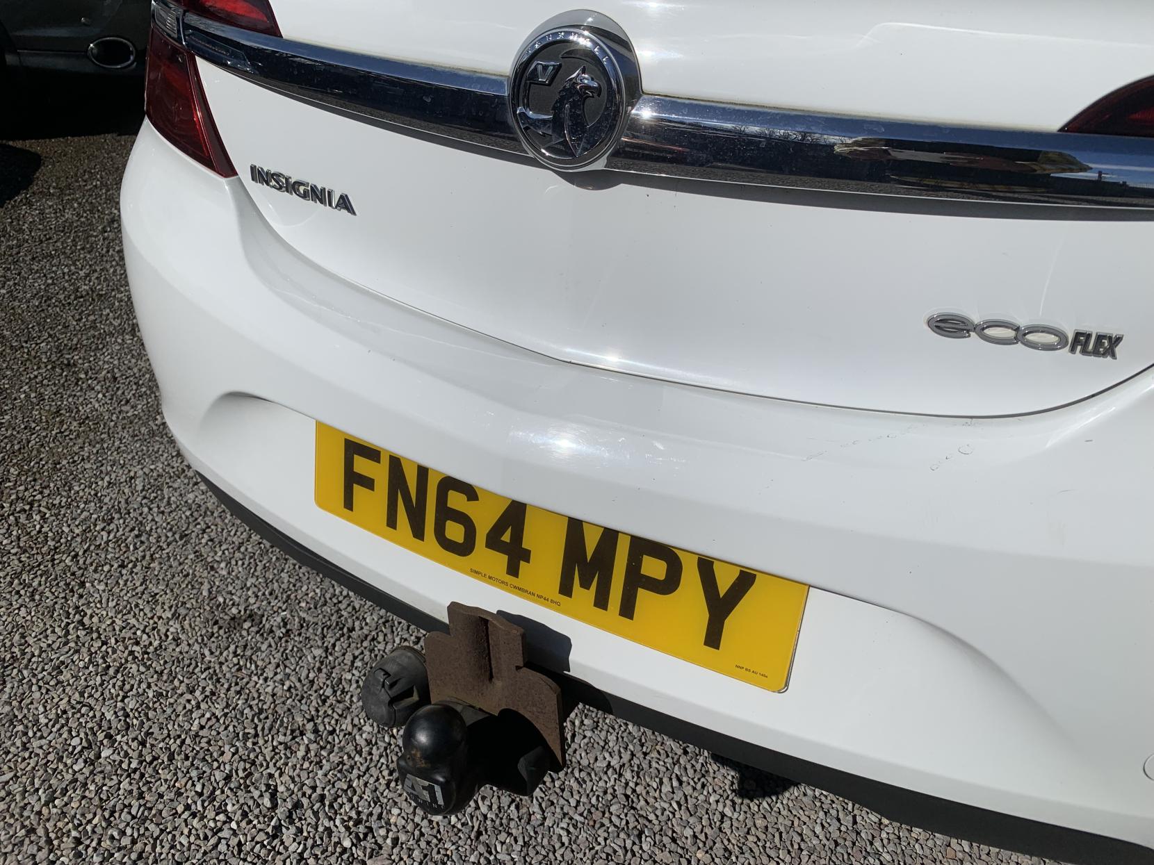 Vauxhall Insignia 2.0 CDTi ecoFLEX SRi Hatchback 5dr Diesel Manual Euro 5 (s/s) (140 ps)