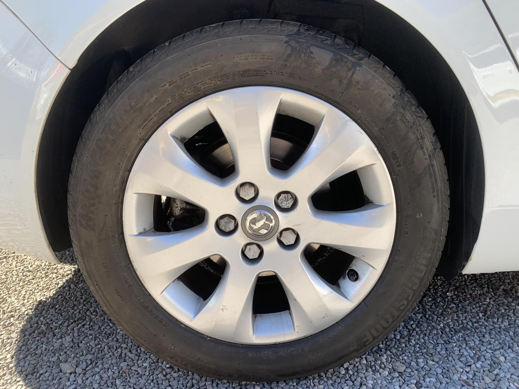 Vauxhall Insignia 2.0 CDTi ecoFLEX SRi Hatchback 5dr Diesel Manual Euro 5 (s/s) (140 ps)