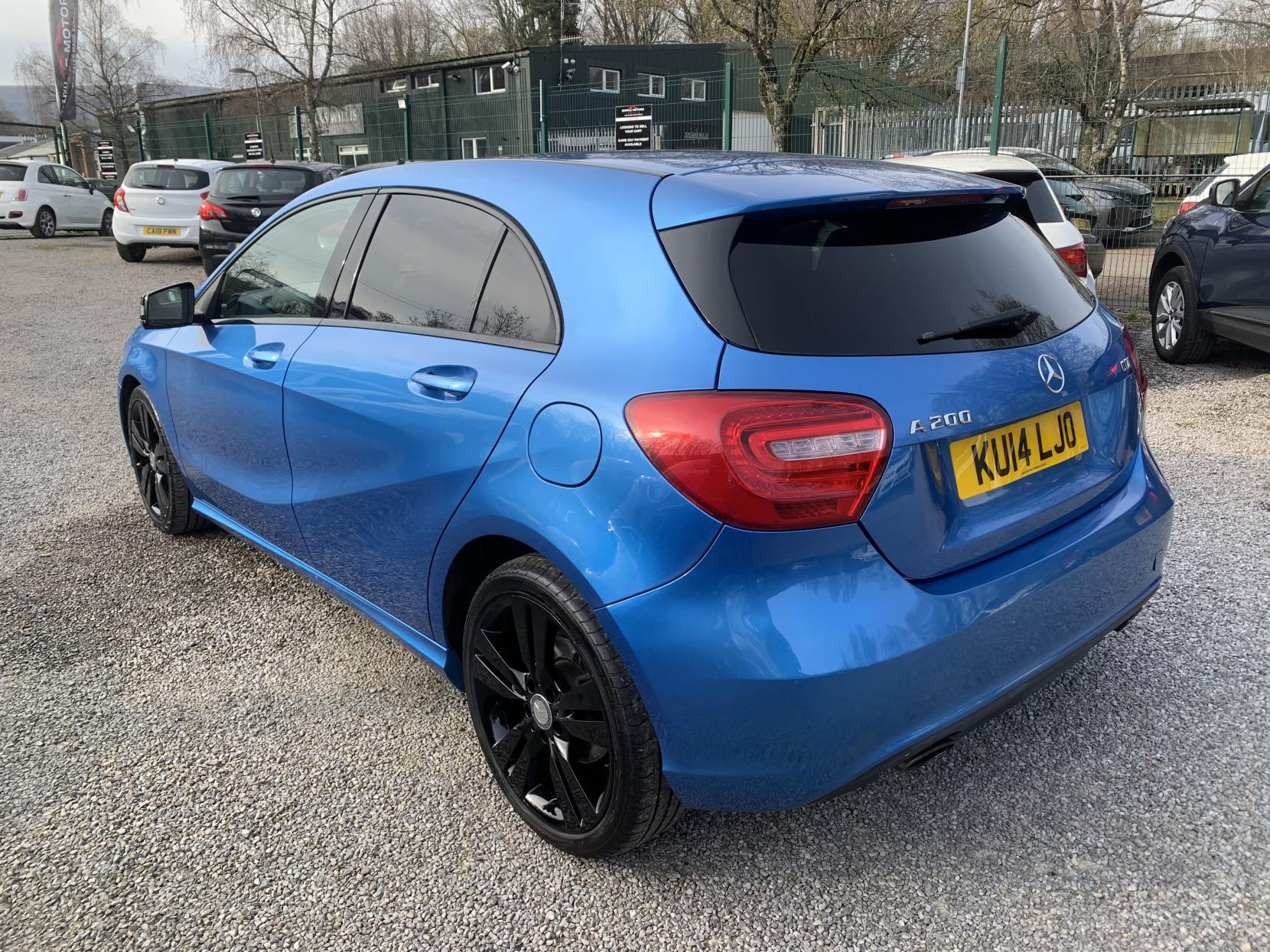 Mercedes-Benz A Class 1.8 A200 CDI Sport Hatchback 5dr Diesel Manual Euro 5 (s/s) (136 ps)