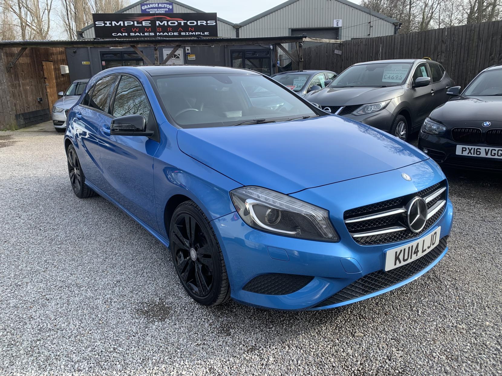 Mercedes-Benz A Class 1.8 A200 CDI Sport Hatchback 5dr Diesel Manual Euro 5 (s/s) (136 ps)
