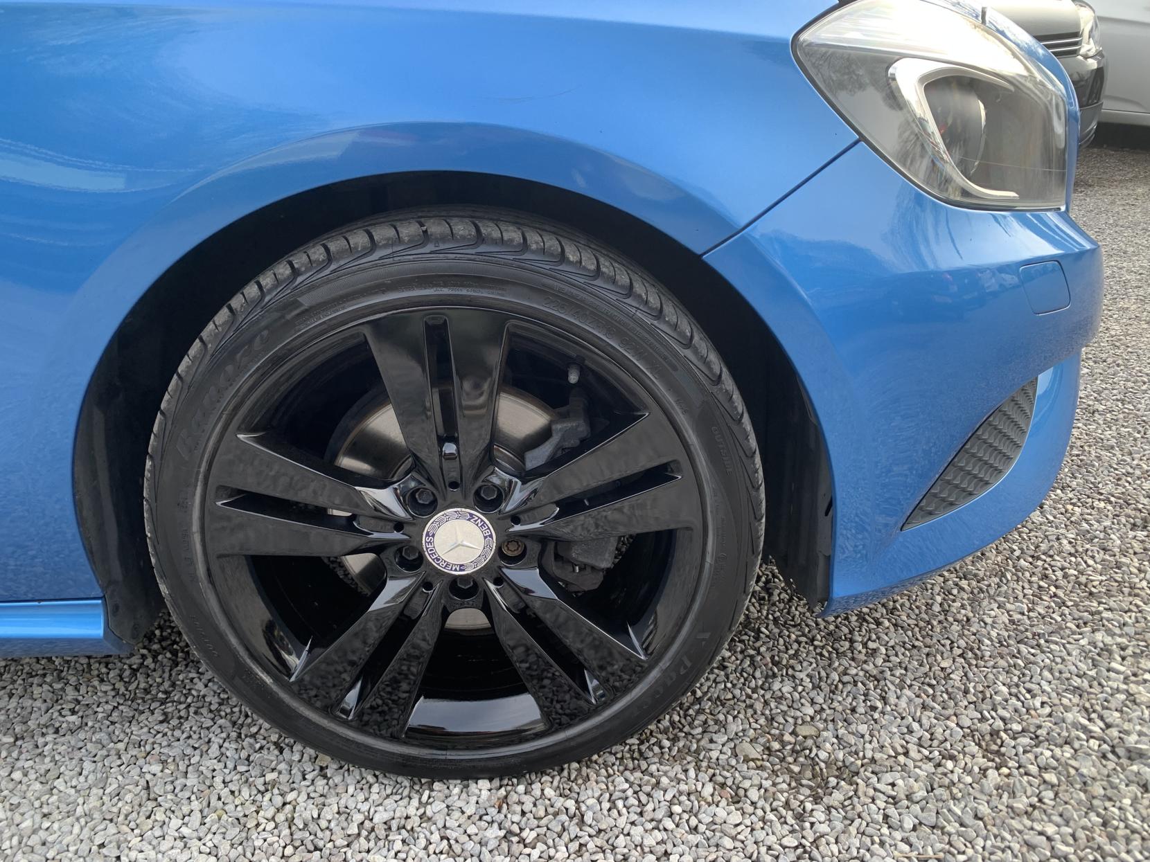 Mercedes-Benz A Class 1.8 A200 CDI Sport Hatchback 5dr Diesel Manual Euro 5 (s/s) (136 ps)