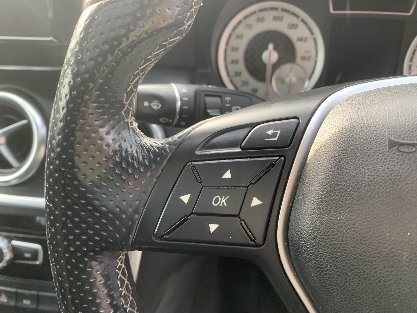 Mercedes-Benz A Class 1.8 A200 CDI Sport Hatchback 5dr Diesel Manual Euro 5 (s/s) (136 ps)