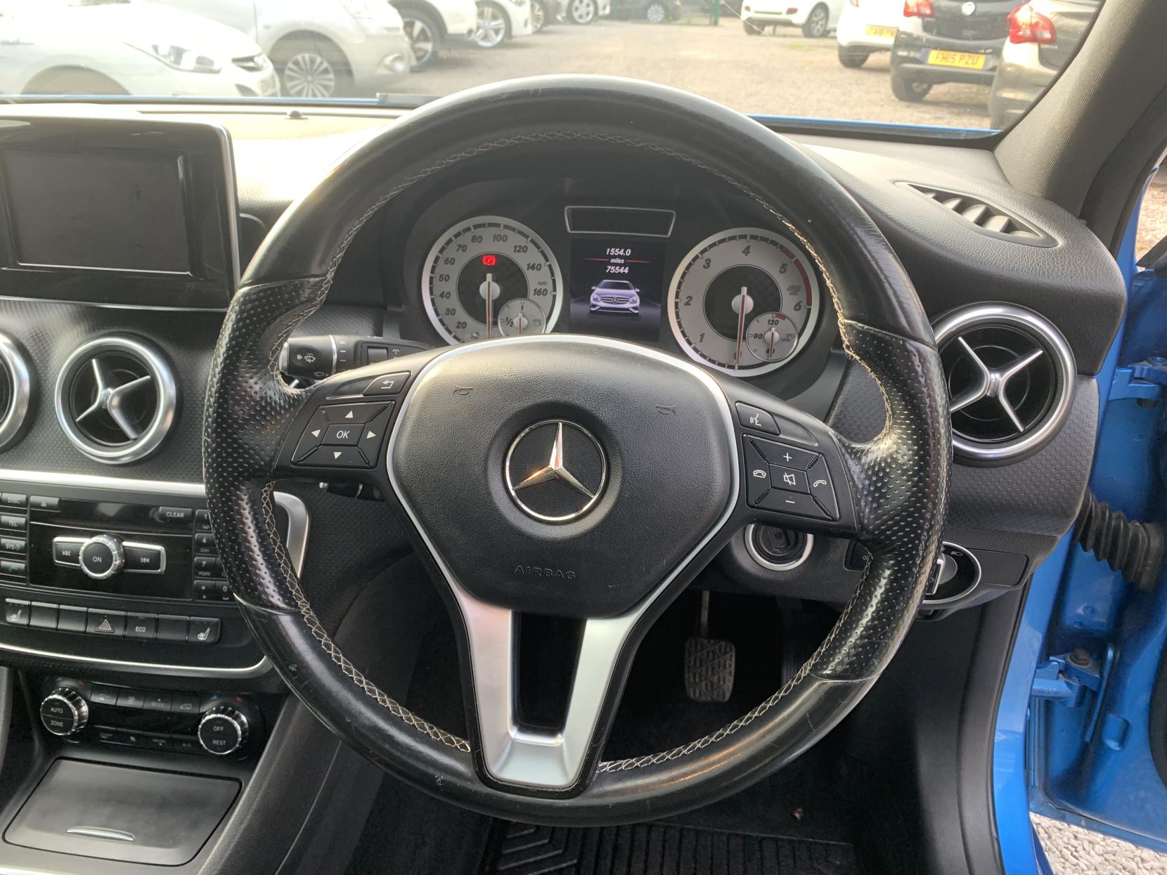 Mercedes-Benz A Class 1.8 A200 CDI Sport Hatchback 5dr Diesel Manual Euro 5 (s/s) (136 ps)