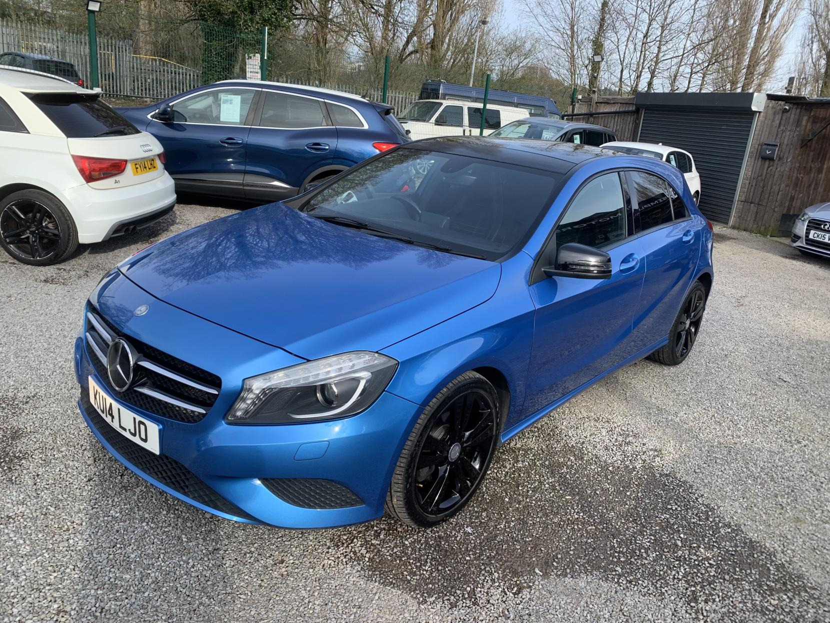 Mercedes-Benz A Class 1.8 A200 CDI Sport Hatchback 5dr Diesel Manual Euro 5 (s/s) (136 ps)