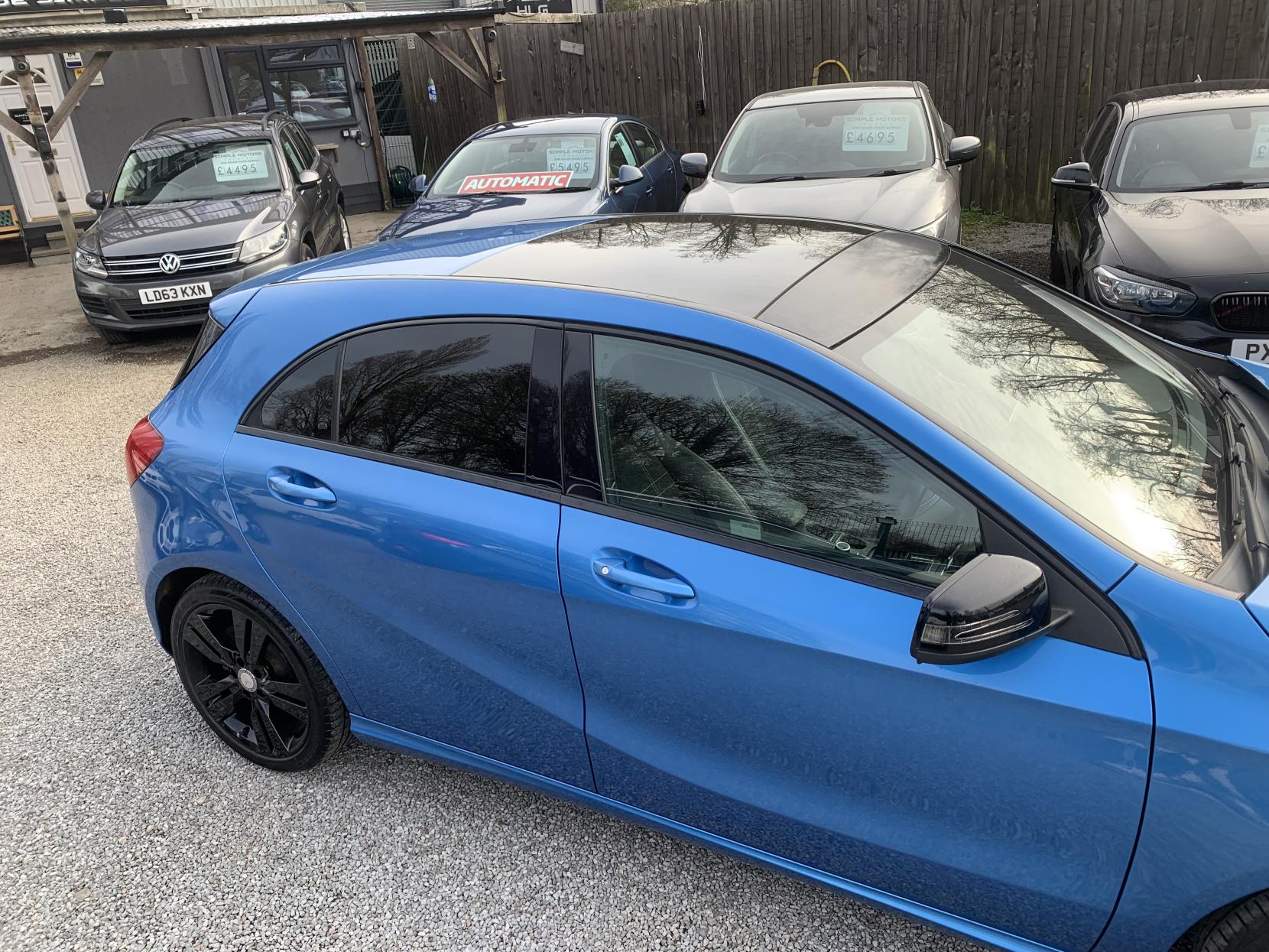 Mercedes-Benz A Class 1.8 A200 CDI Sport Hatchback 5dr Diesel Manual Euro 5 (s/s) (136 ps)