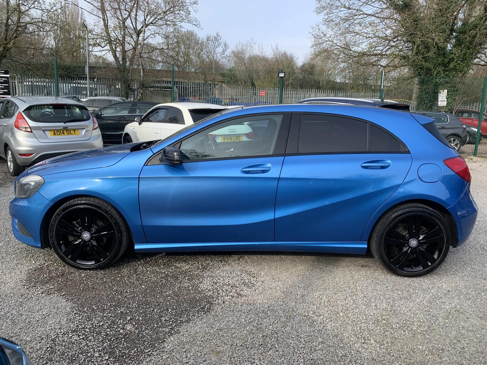 Mercedes-Benz A Class 1.8 A200 CDI Sport Hatchback 5dr Diesel Manual Euro 5 (s/s) (136 ps)