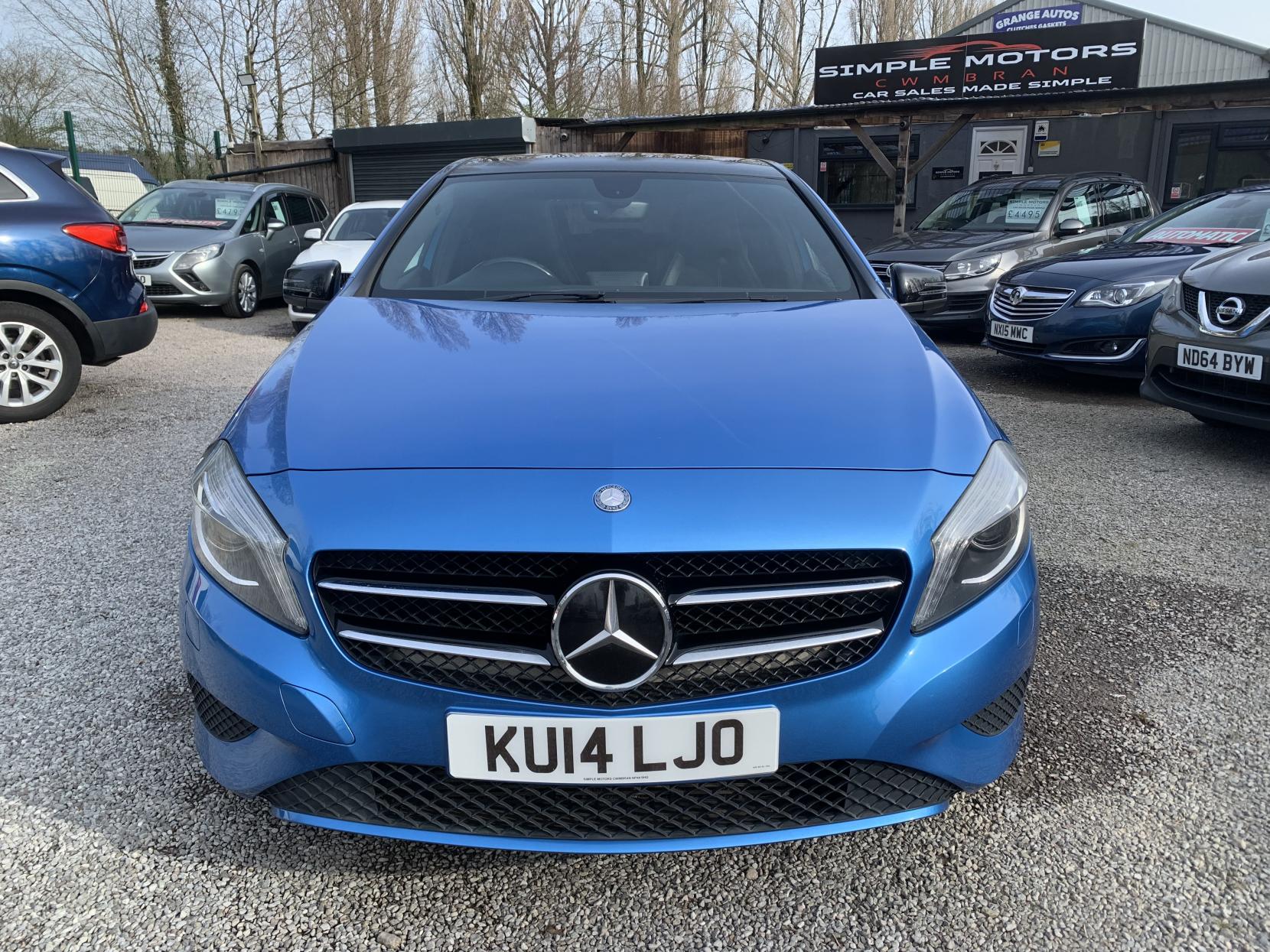 Mercedes-Benz A Class 1.8 A200 CDI Sport Hatchback 5dr Diesel Manual Euro 5 (s/s) (136 ps)