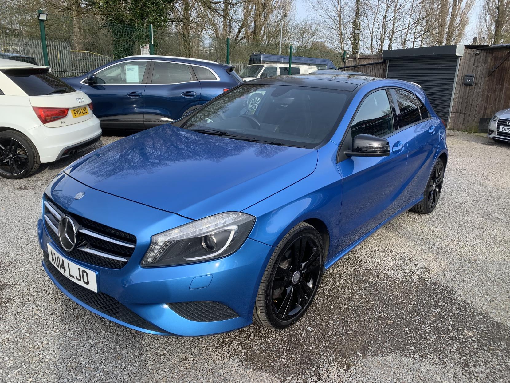 Mercedes-Benz A Class 1.8 A200 CDI Sport Hatchback 5dr Diesel Manual Euro 5 (s/s) (136 ps)