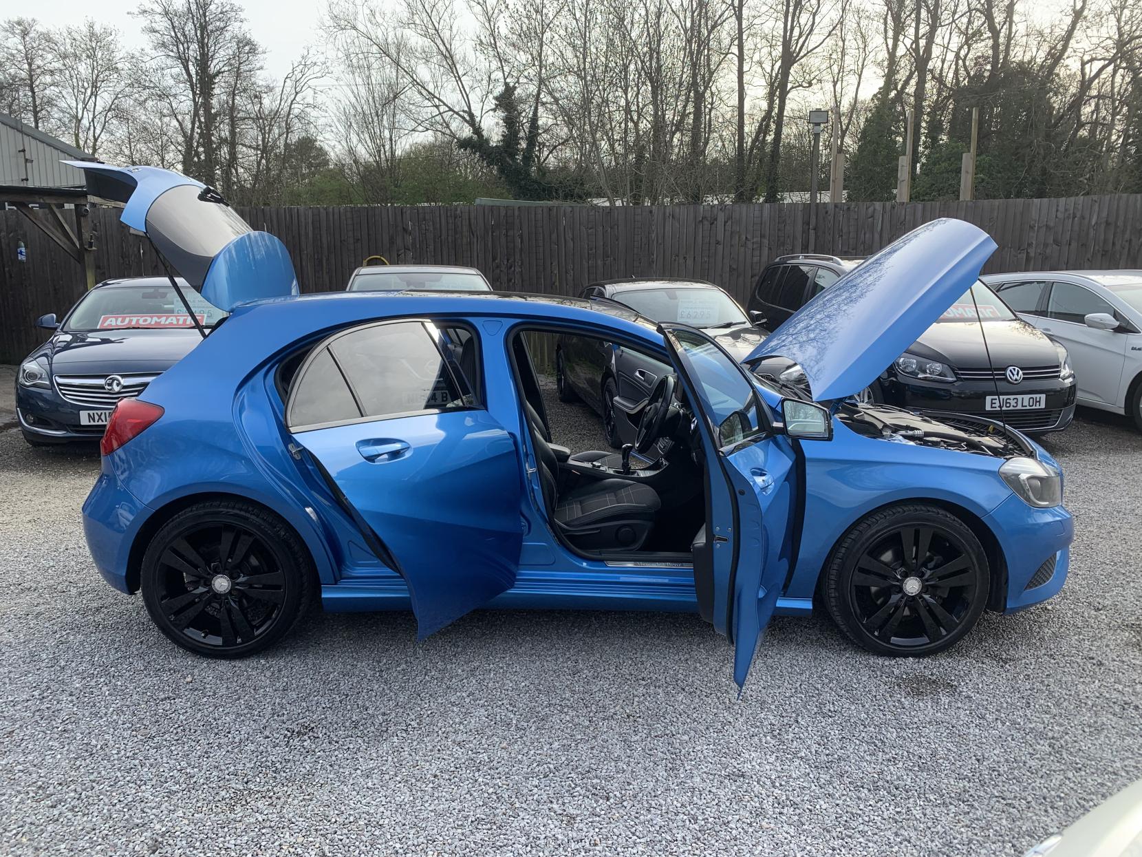 Mercedes-Benz A Class 1.8 A200 CDI Sport Hatchback 5dr Diesel Manual Euro 5 (s/s) (136 ps)